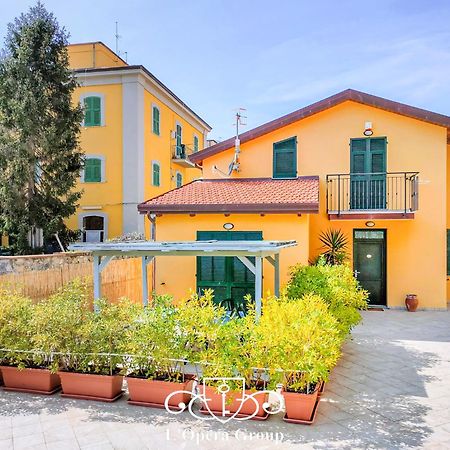 Villa Livia - L'Opera Group La Spezia Buitenkant foto